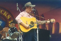 Slim Dusty